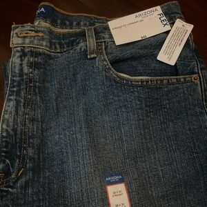 Arizona Jean Co 38 x 30 Straight Leg Flex